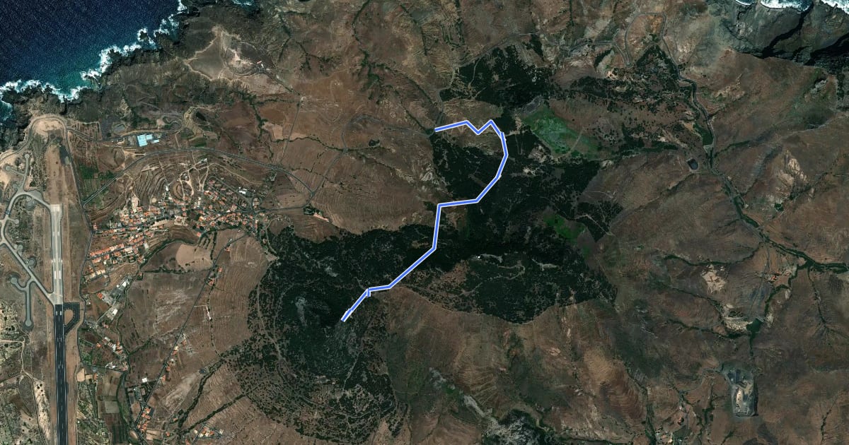 Маршрут PR 2 - Vereda do Pico do Castelo (Oeste) на спутниковом снимке