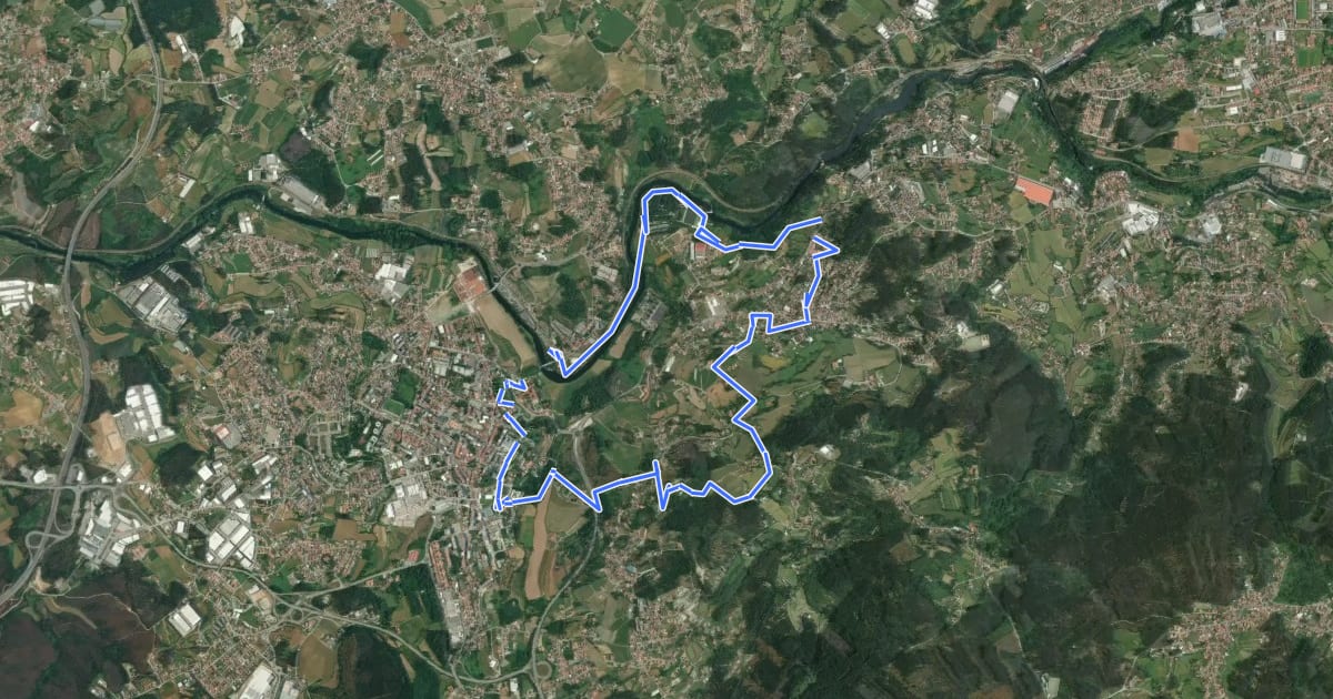 Маршрут PR 8 STS - Quintas e Parques на спутниковом снимке
