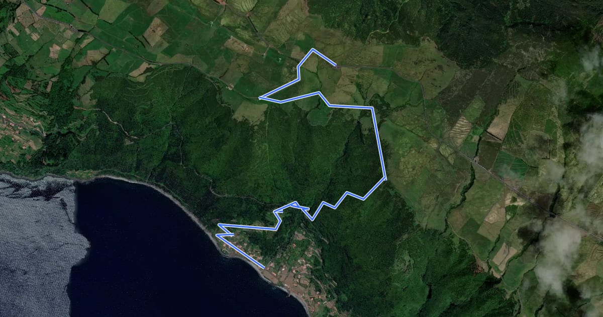 Маршрут PR02SJO Serra do Topo - Fajã dos Vimes на спутниковом снимке