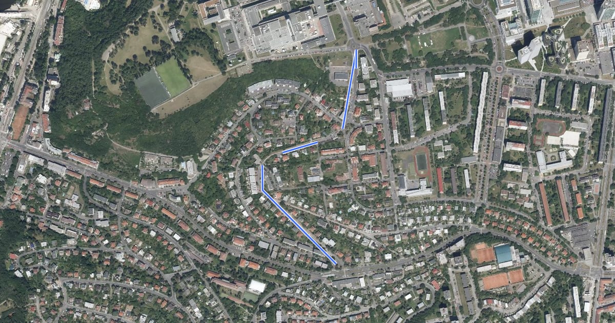 Маршрут Praktická trasa Městem na kole v koriodru budoucí trasy celoměstského systému A 406 на спутниковом снимке