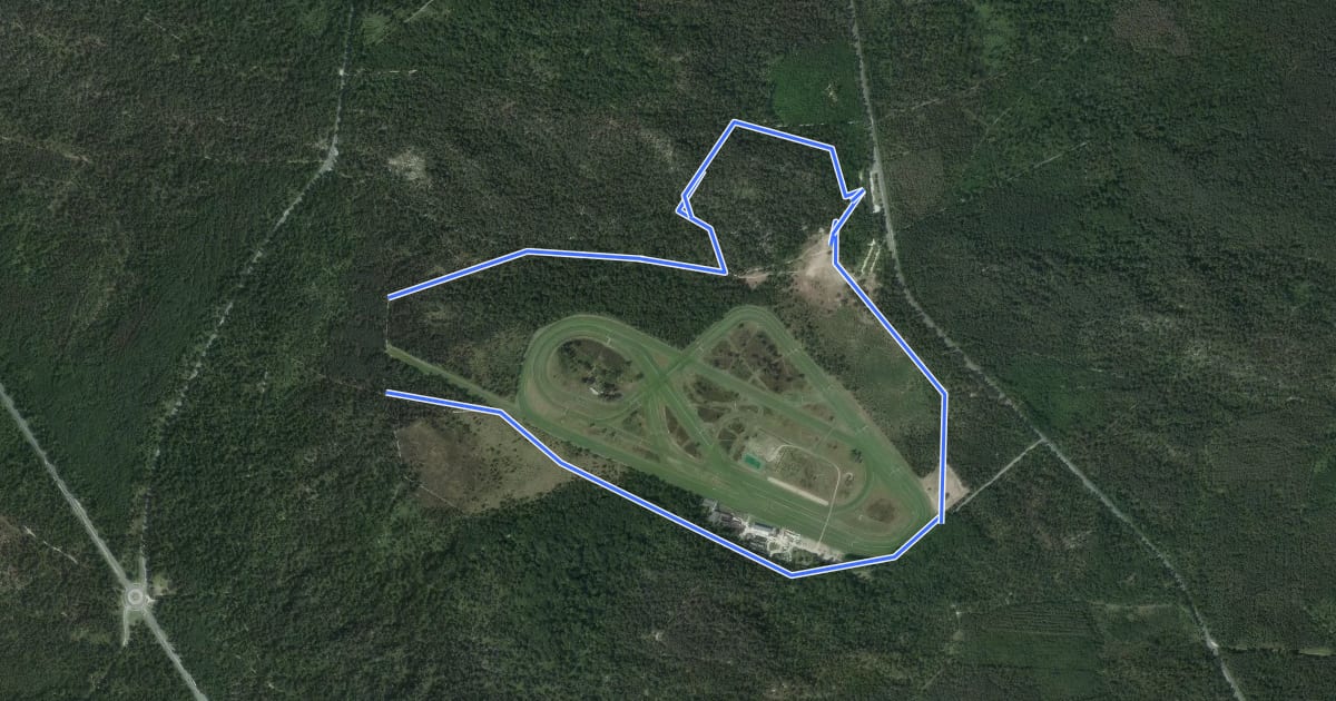 Маршрут Promenade de la Vallée de la Solle на спутниковом снимке