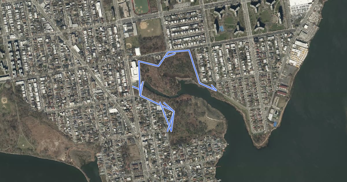 Маршрут Pugsley Creek Greenway на спутниковом снимке