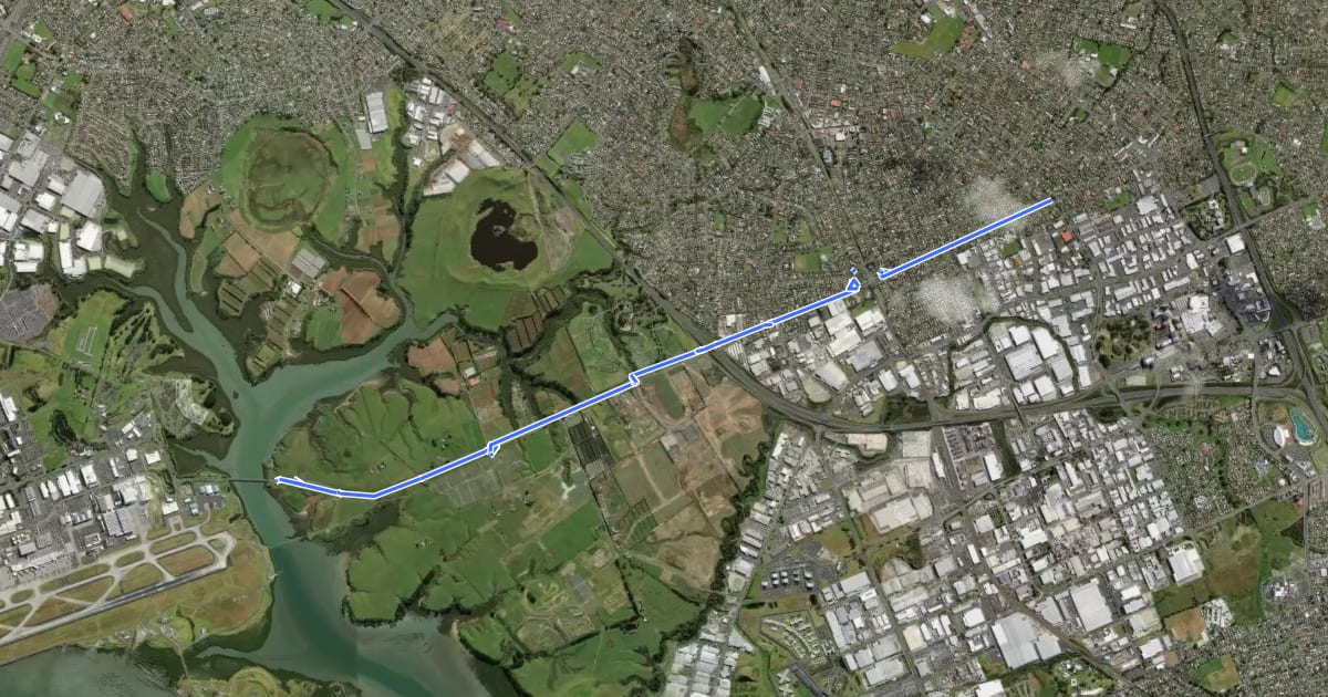 Маршрут Puhinui Road Shared Path на спутниковом снимке