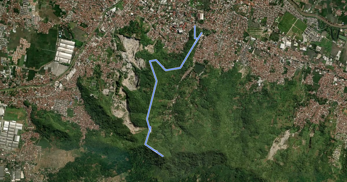 Маршрут Puncak Koromong via Tugu Baleendah на спутниковом снимке