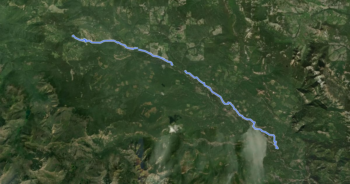 Маршрут Pyramid Peak Trail на спутниковом снимке
