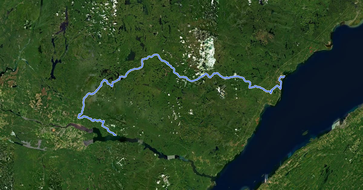 Маршрут Québec bikepacking traverse Segment V на спутниковом снимке