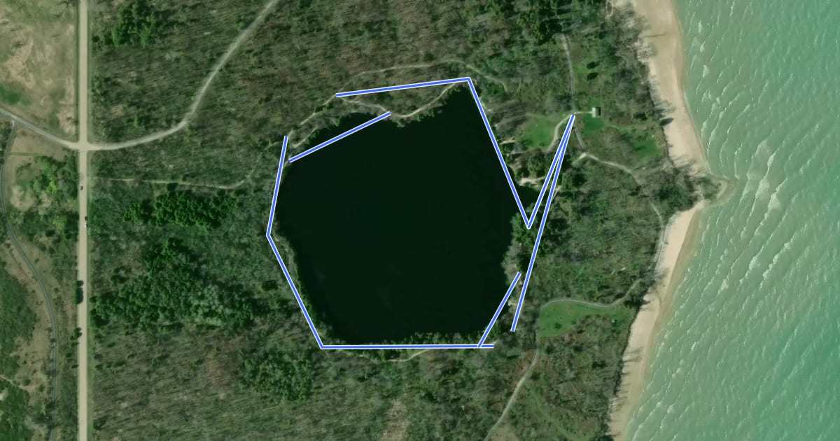 Маршрут Quarry Lake Loop Trail на спутниковом снимке