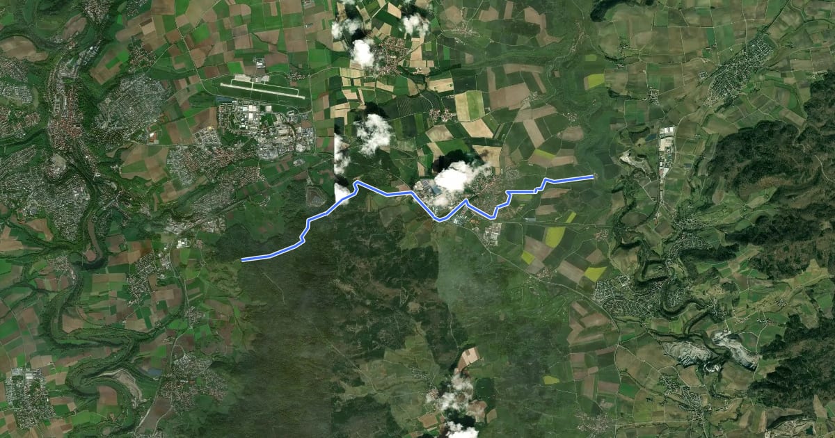 Маршрут Querweg des SAV (blauer Punkt) на спутниковом снимке