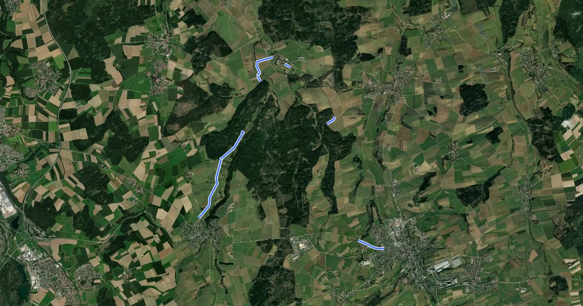 Маршрут Querweg des Schwäbischen Albvereins (blauer Punkt) на спутниковом снимке