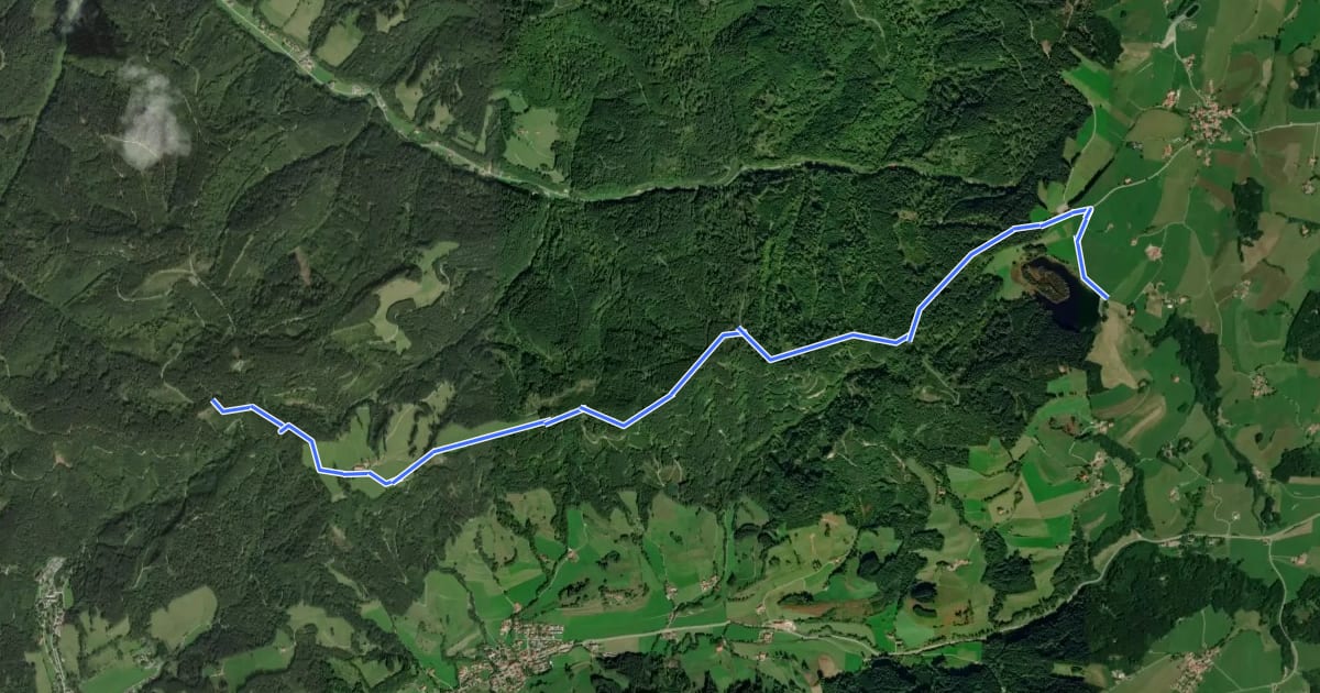 Маршрут Querweg des Schwäbischen Albvereins (roter Punkt) на спутниковом снимке
