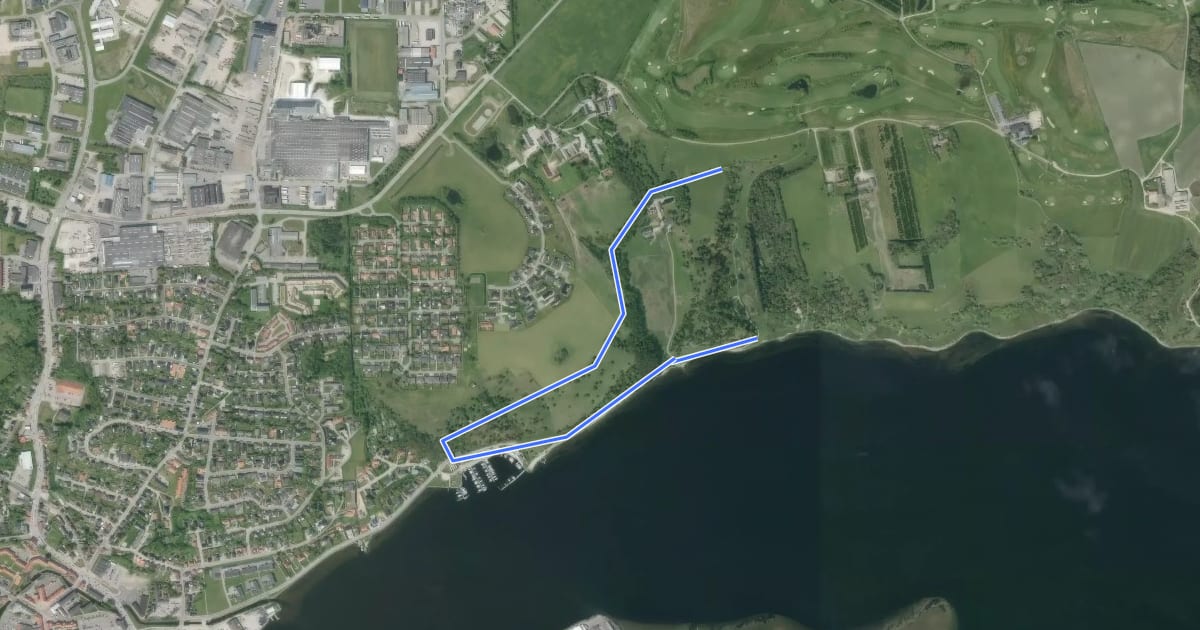 Маршрут Rød rute kort на спутниковом снимке