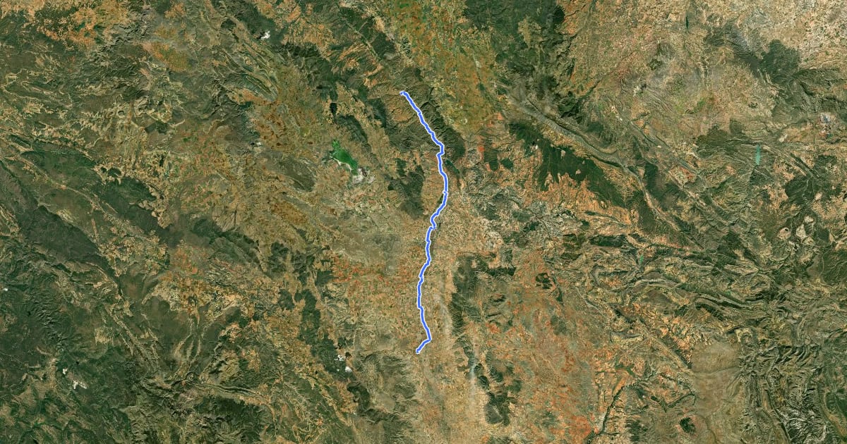 Маршрут Río Jiloca y Camino de la Azucarera на спутниковом снимке