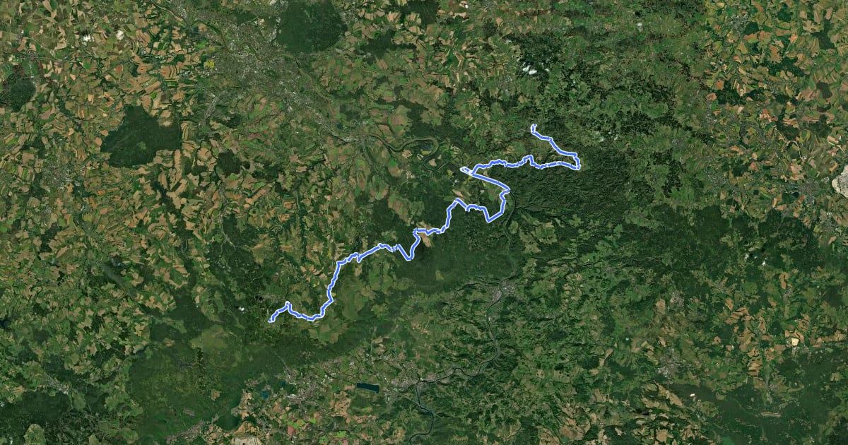 Маршрут Radfernweg Sächsische Mittelgebirge [Sebnitz↔Altenberg] на спутниковом снимке