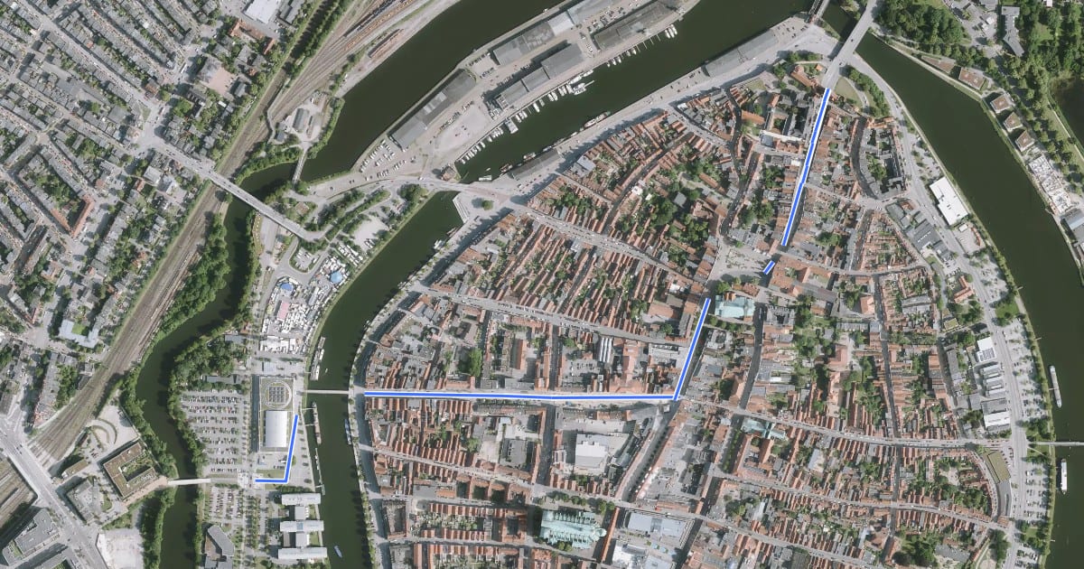 Маршрут Radroute Alltag HL Altstadt Nord Burgtor - Willy-Brandt-Allee на спутниковом снимке