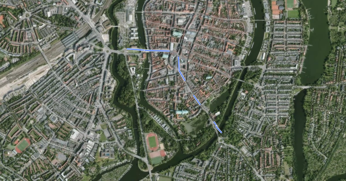 Маршрут Radroute Alltag HL Altstadt Süd Mühlentor - Holstentor на спутниковом снимке
