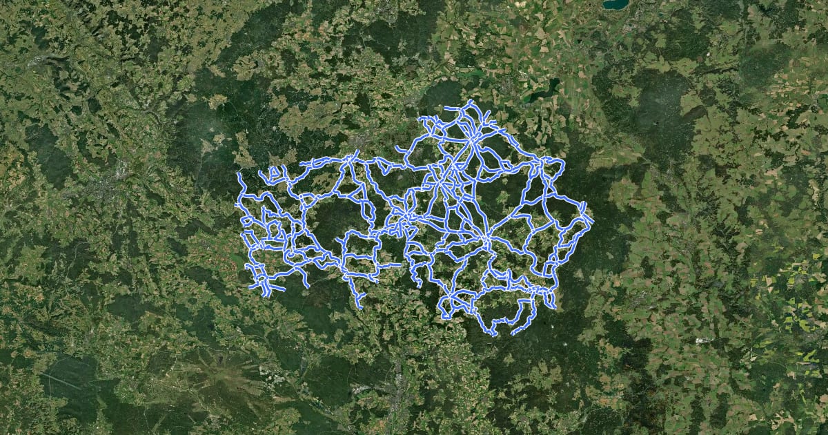 Маршрут Radverkehrsnetz Landkreis Tirschenreuth на спутниковом снимке
