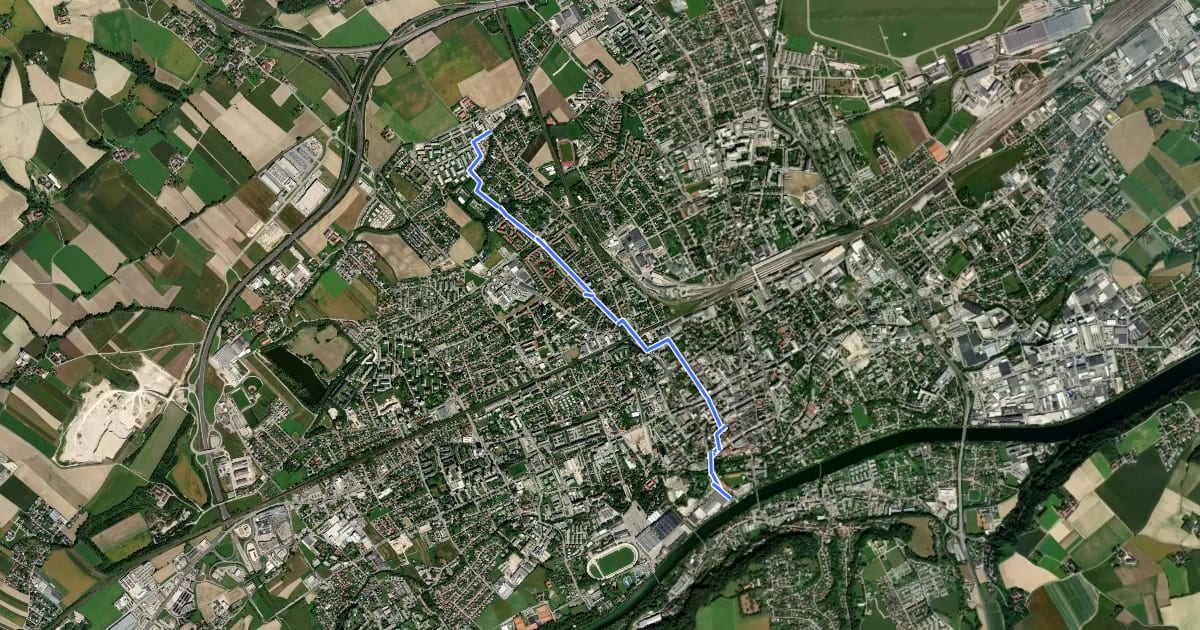Маршрут Radweg Laahen-Traunufer на спутниковом снимке