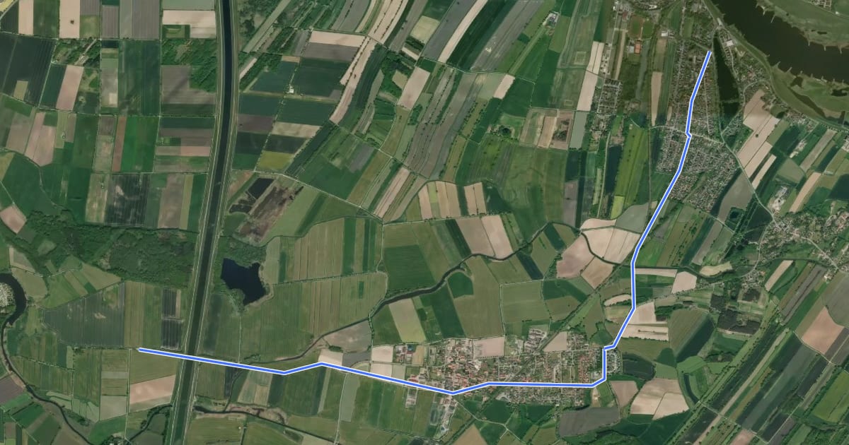 Маршрут Radweg Lauenburg-Lüneburg на спутниковом снимке