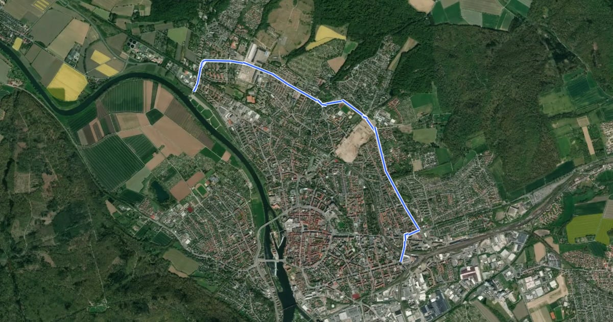 Маршрут [Radwegenetz Hameln]: Hameln Kernstadt (Querverbindung Reimerdeskamp - Basbergstraße - Bahnhof) на спутниковом снимке