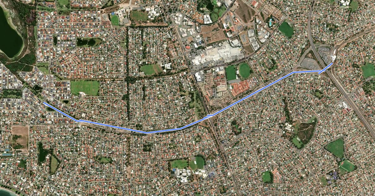 Маршрут Rae Road Shared Path на спутниковом снимке