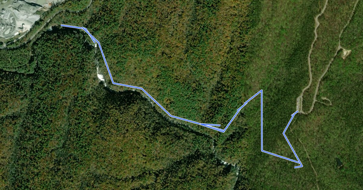 Маршрут Rainbow Falls Trail на спутниковом снимке