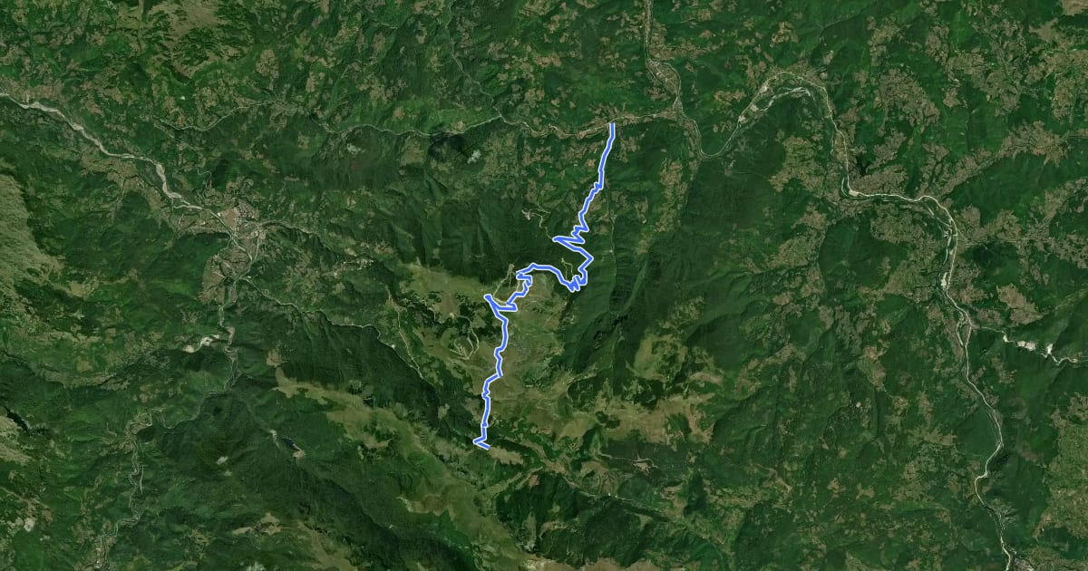 Маршрут Ravna Rijeka - Šiško jezero на спутниковом снимке
