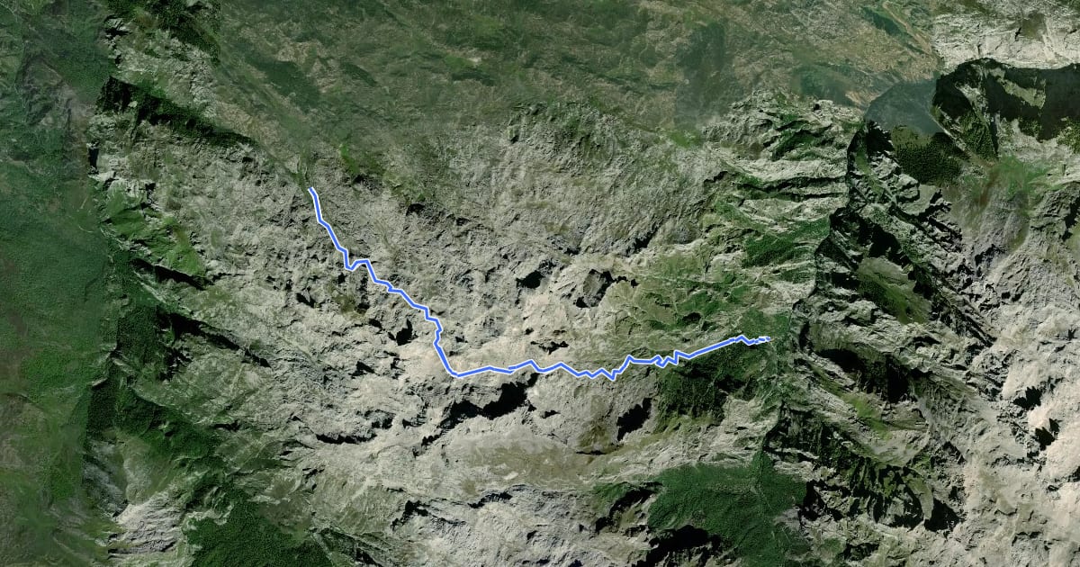 Маршрут Refugio de Vegarredonda - Cain (por Canl de Mesones) на спутниковом снимке