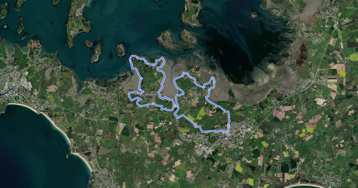 Маршрут Regards sur le Golfe – Variante par la Pointe de l’Ours на спутниковом снимке