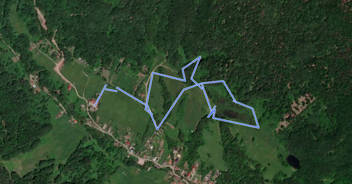 Маршрут Regetovské rašelinisko на спутниковом снимке