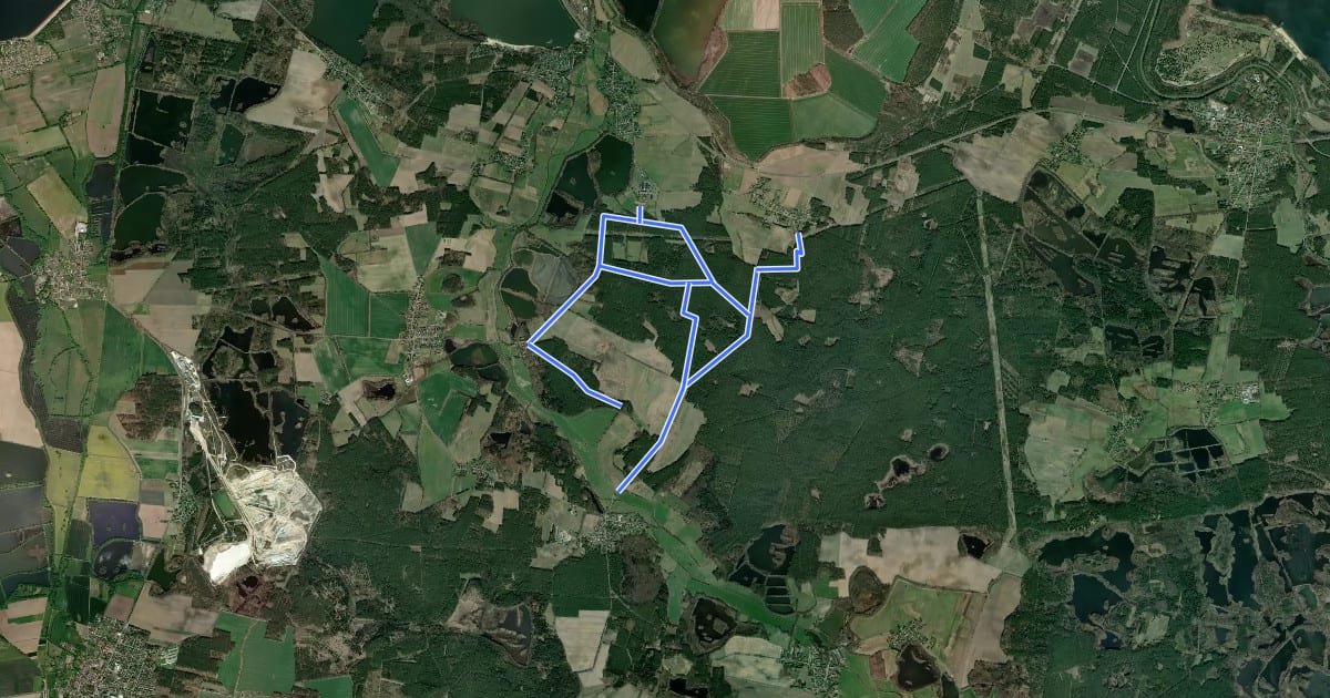 Маршрут Reitwege zwischen Hermsdorf und Driewitz на спутниковом снимке