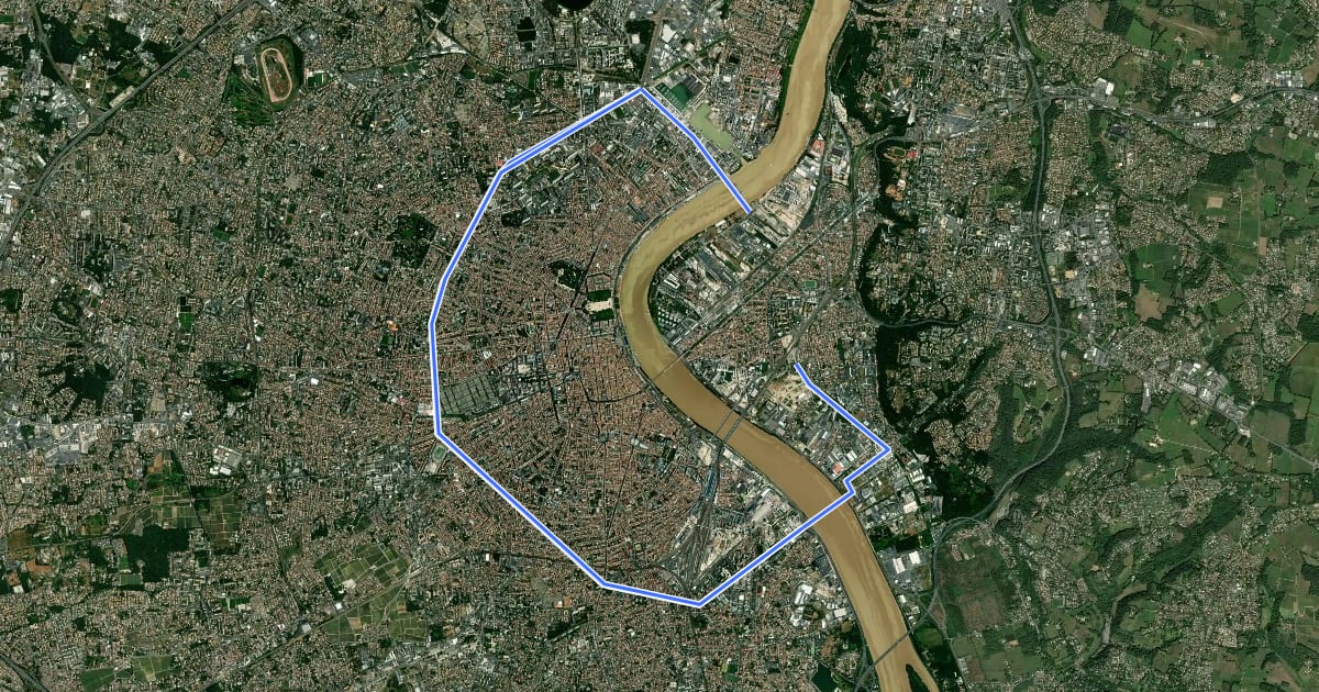 Маршрут ReVE 13 - Boulevards на спутниковом снимке