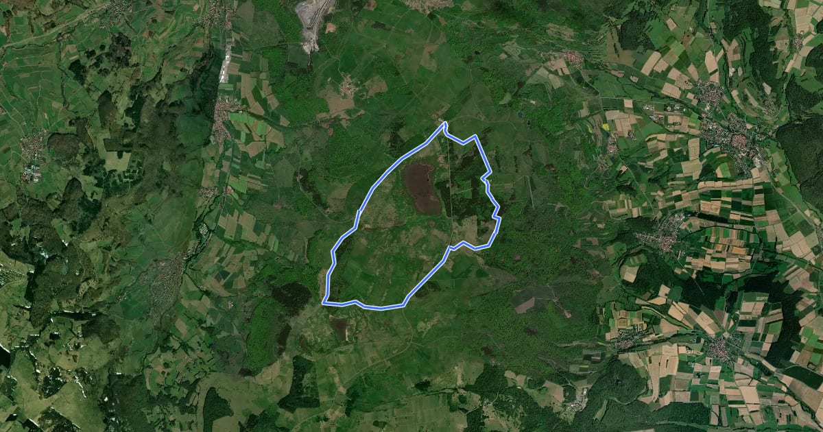 Маршрут Rhön-Rundweg 1 Schwarzes Moor на спутниковом снимке