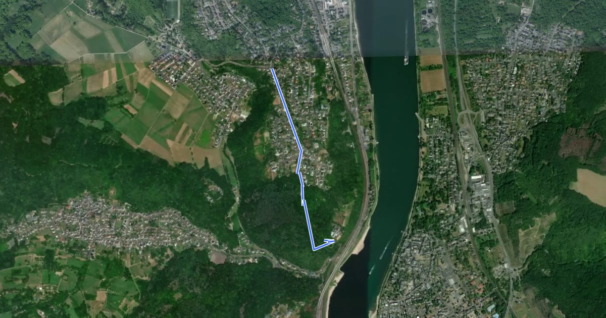 Маршрут Rheinburgenweg Zugangsweg Haus Oberwinter на спутниковом снимке