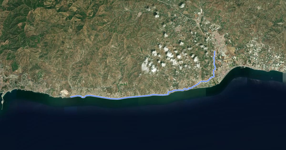 Маршрут Rincón de la Victoria - Vélez-Málaga на спутниковом снимке