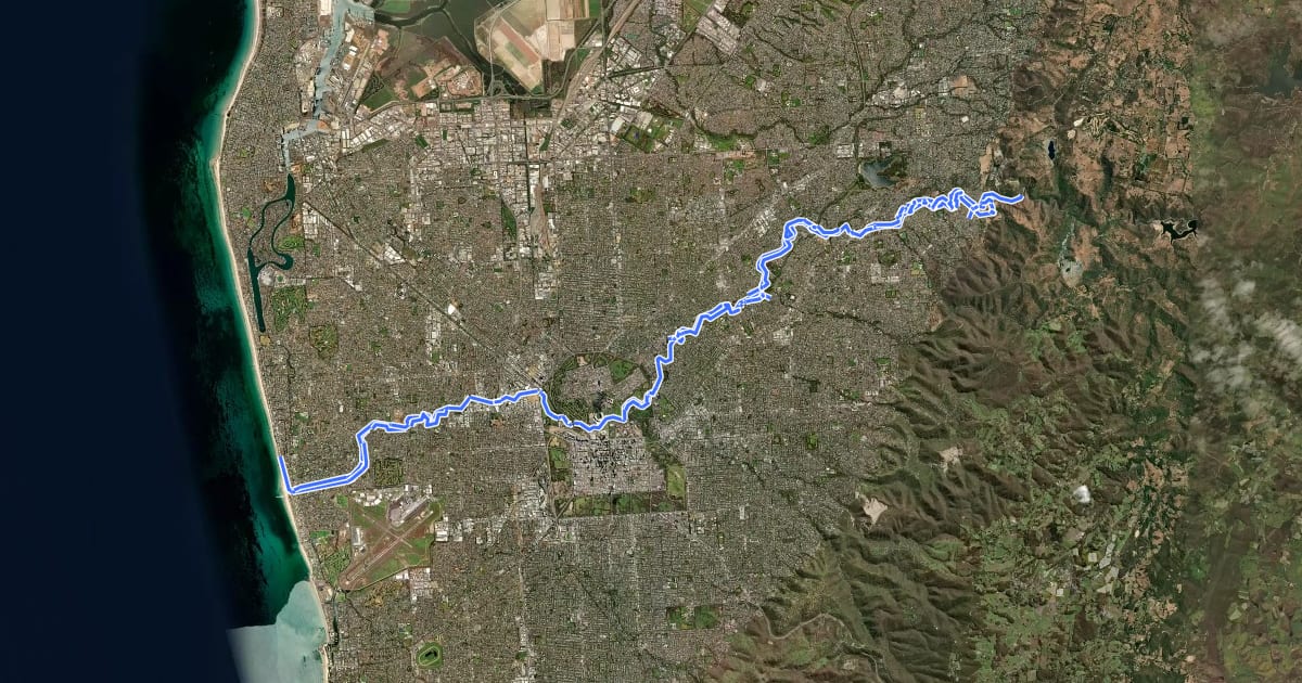 Маршрут River Torrens Linear Park Trail на спутниковом снимке