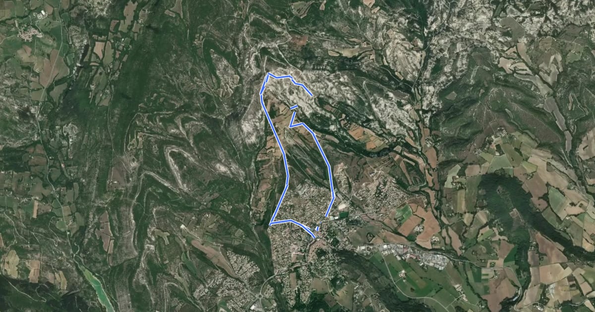 Маршрут Rochers des Mourres на спутниковом снимке