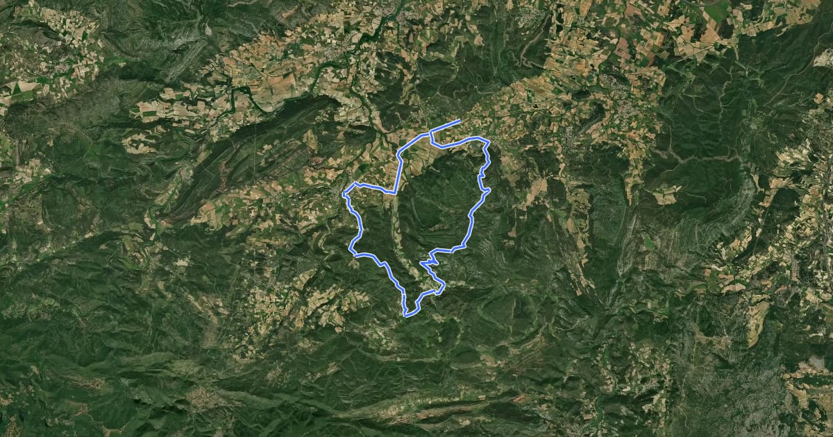 Маршрут Ronde au coeur des Corbières bleu на спутниковом снимке