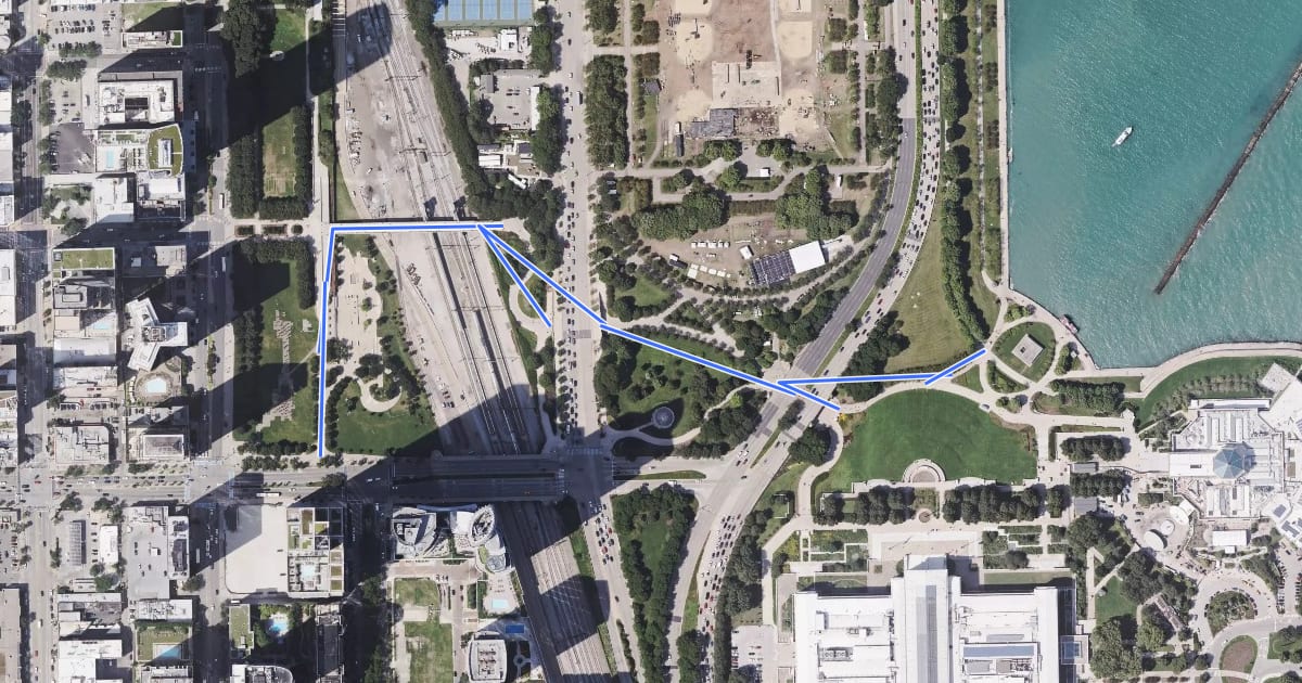 Маршрут Roosevelt Avenue Access to Lakefront Trail на спутниковом снимке
