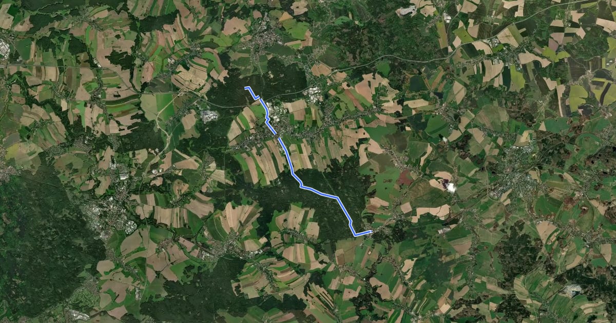 Маршрут Roter Strich Großröhrsdorf und Umgebung на спутниковом снимке