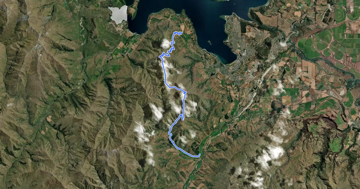 Маршрут Roys Peak & Mount Alpha на спутниковом снимке