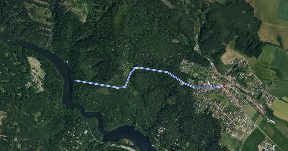 Маршрут [Ž] Rozdrojovice, Na dědině - Cyklistická (příst.) на спутниковом снимке