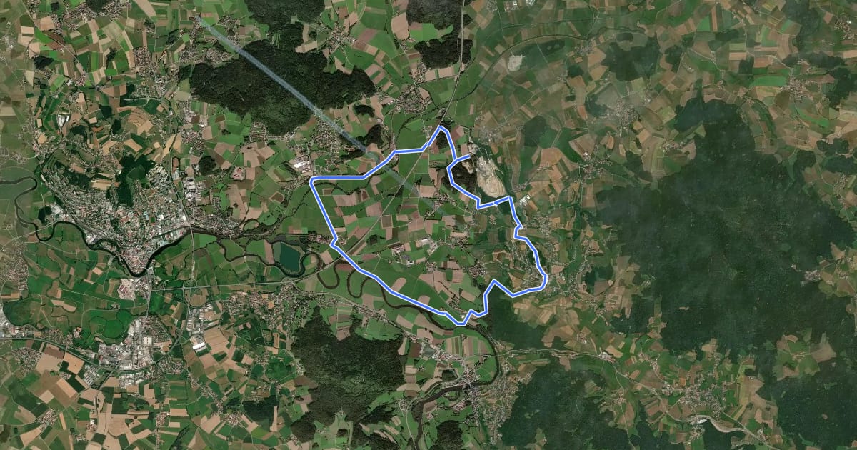 Маршрут Ru04 Chamb-Regen-Rundweg на спутниковом снимке
