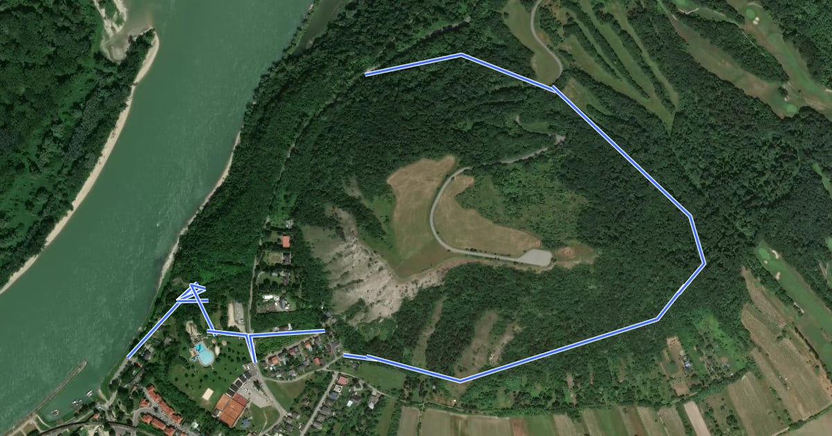 Маршрут Rund um den Braunsberg на спутниковом снимке