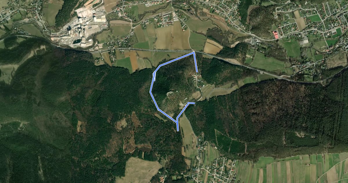 Маршрут Rund um den Burgberg und zum "Alten Kalkofen" на спутниковом снимке