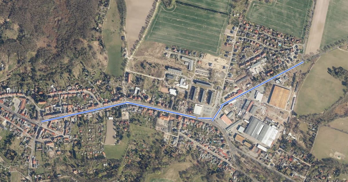 Маршрут Rund um die Schorfheide Zuweg Stadtzentrum Biesenthal на спутниковом снимке