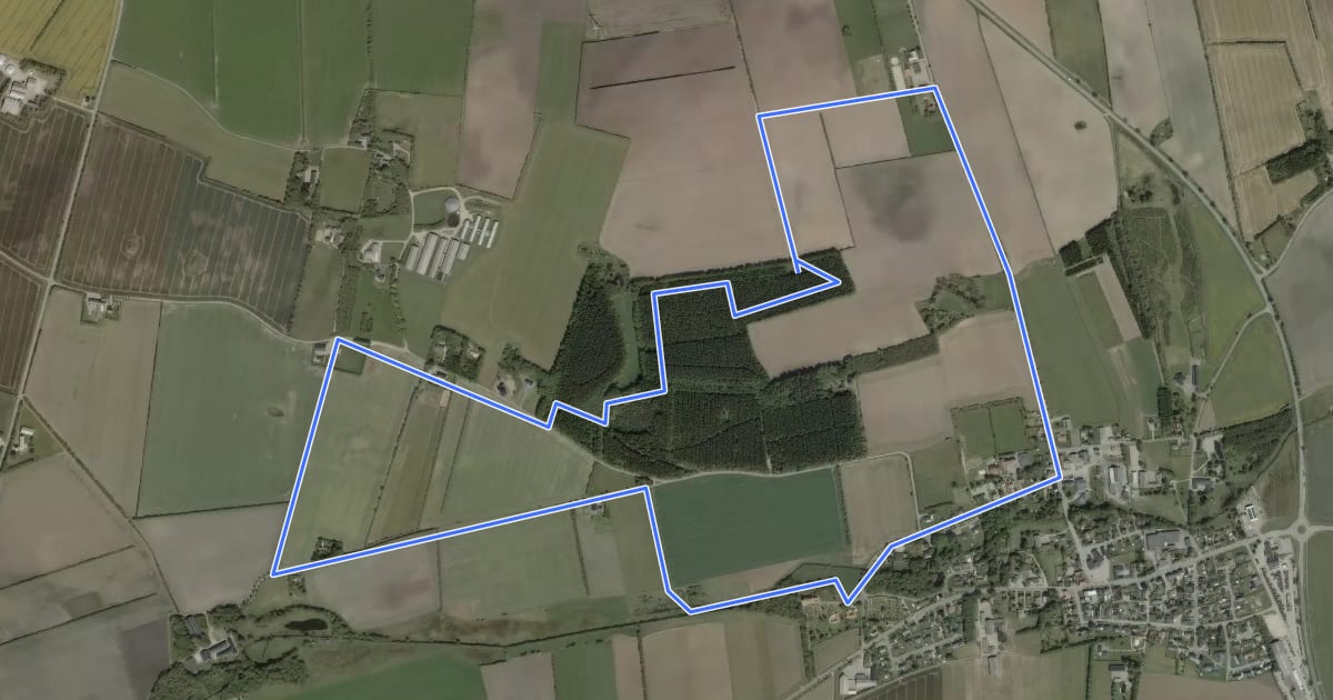 Маршрут Rundt om Hellevad, gul rute на спутниковом снимке