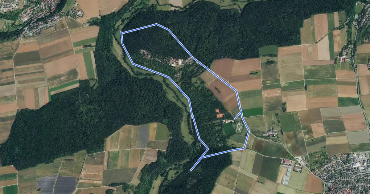 Маршрут Rundwanderweg 1, Sonnenberg, Start Sportplatz Nussdorf на спутниковом снимке
