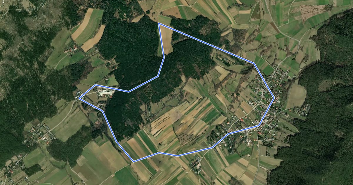 Маршрут Rundwanderweg 2 (Muthmannsdorf) на спутниковом снимке