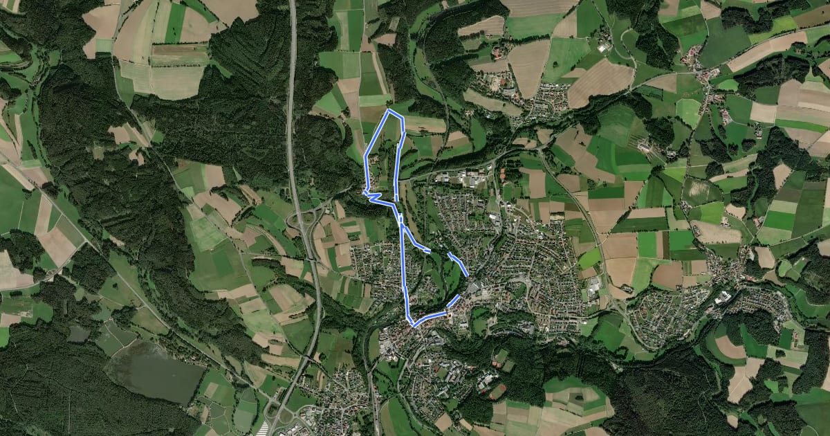Маршрут Rundwanderweg 4 - Mühlberg на спутниковом снимке