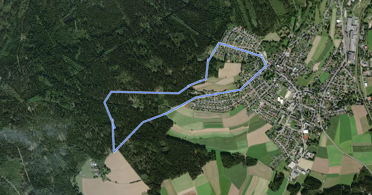 Маршрут Rundwanderweg 4 Schönwald на спутниковом снимке
